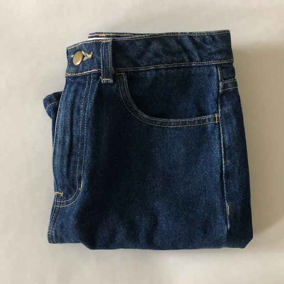 ✨SOLD✨American Apparel Denim Mini Skirt - Picture 2 of 5